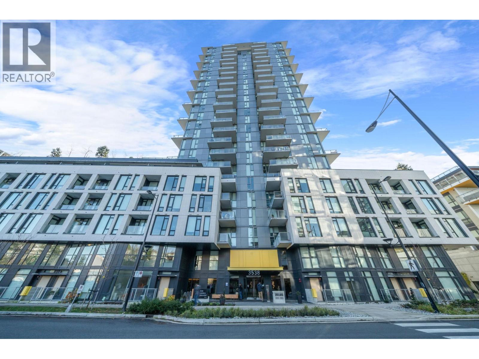 320 3538 Sawmill Crescent, Vancouver, British Columbia  V5S 0J8 - Photo 2 - R3071440