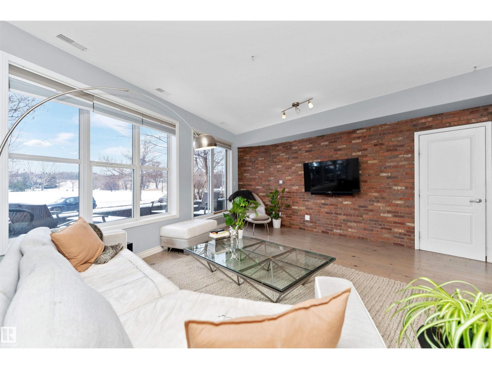 #104 9804 101 St Nw, Edmonton, Alberta  T5K 2X3 - Photo 7 - E4467230