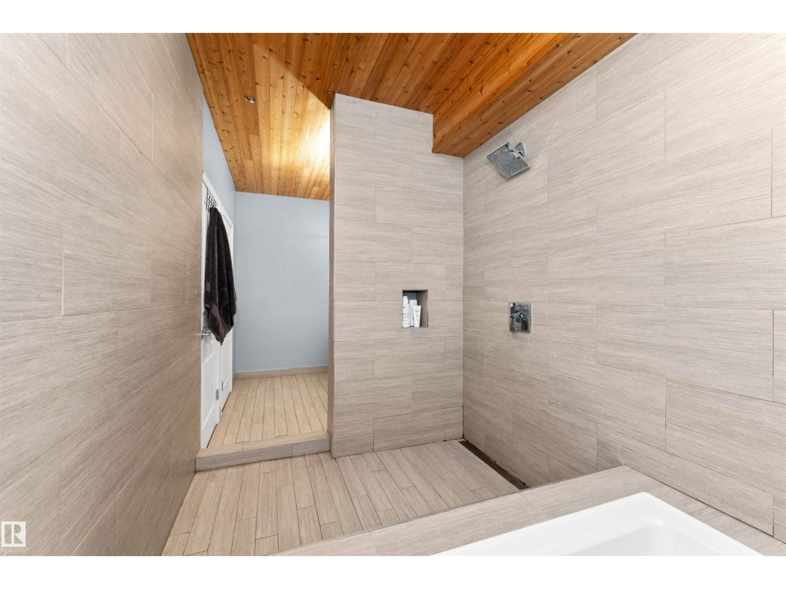 #104 9804 101 St Nw, Edmonton, Alberta  T5K 2X3 - Photo 36 - E4467230