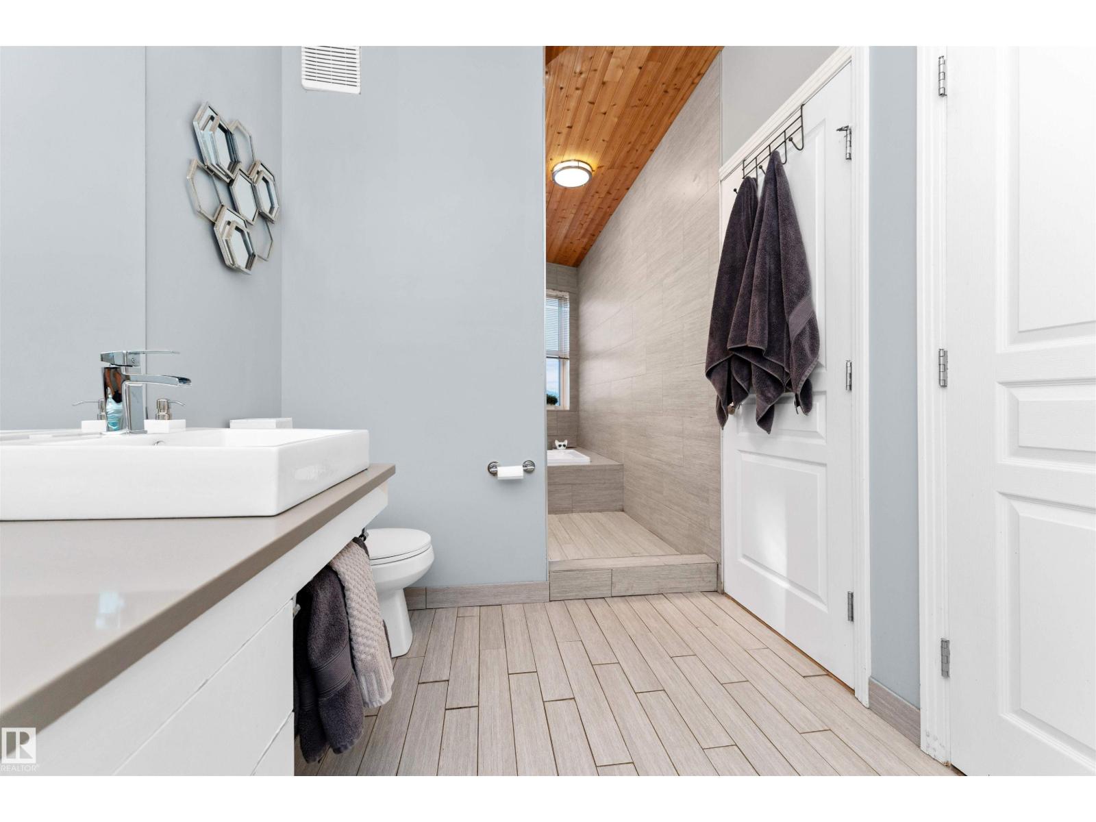 #104 9804 101 St Nw, Edmonton, Alberta  T5K 2X3 - Photo 39 - E4467230