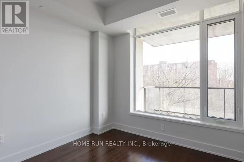 401 - 2 The Parkway Park, Ottawa, Ontario  K2K 0J4 - Photo 6 - X12596268
