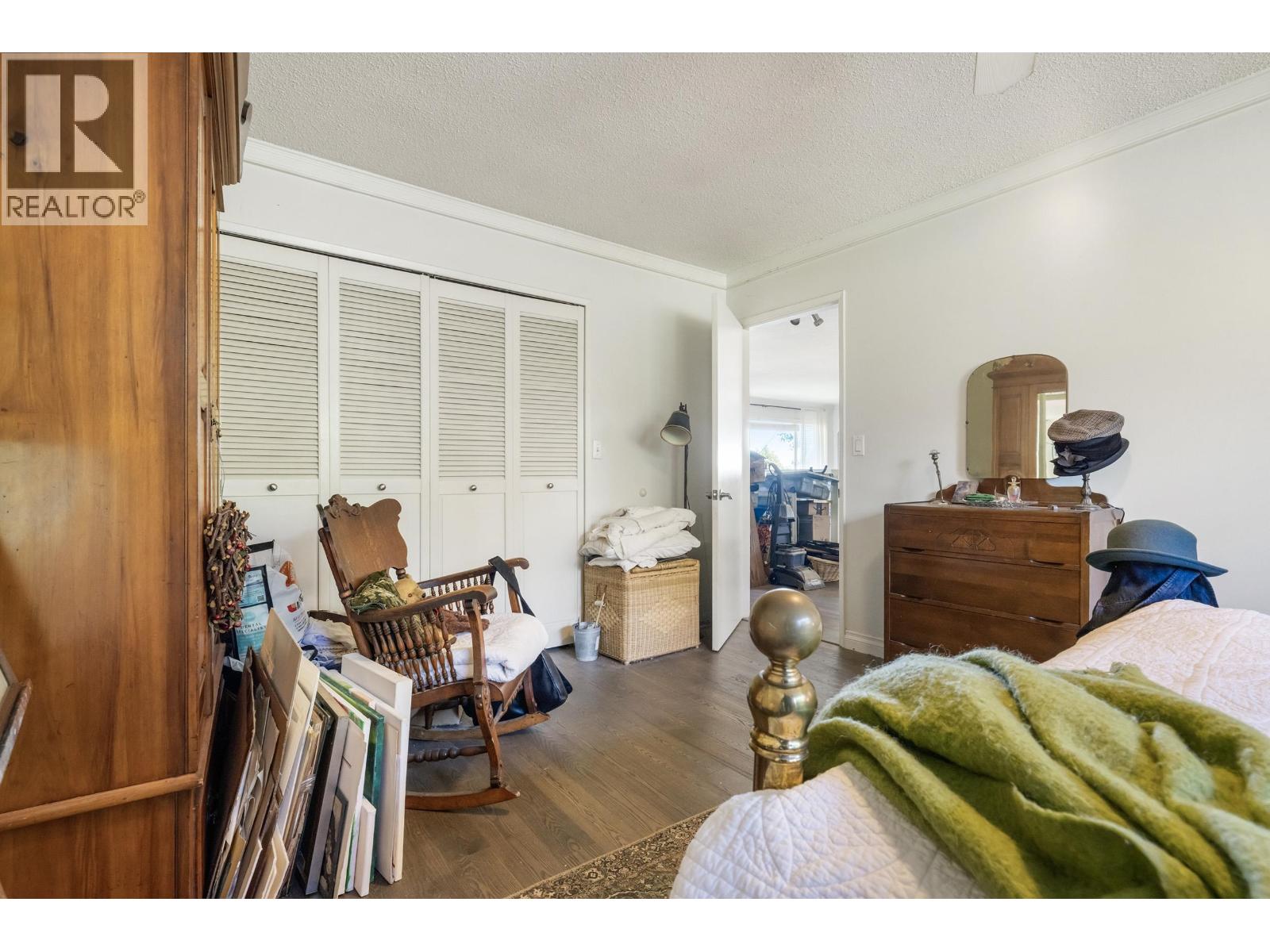 707 Crucil Road, Gibsons, British Columbia  V0N 1V9 - Photo 21 - R3071733