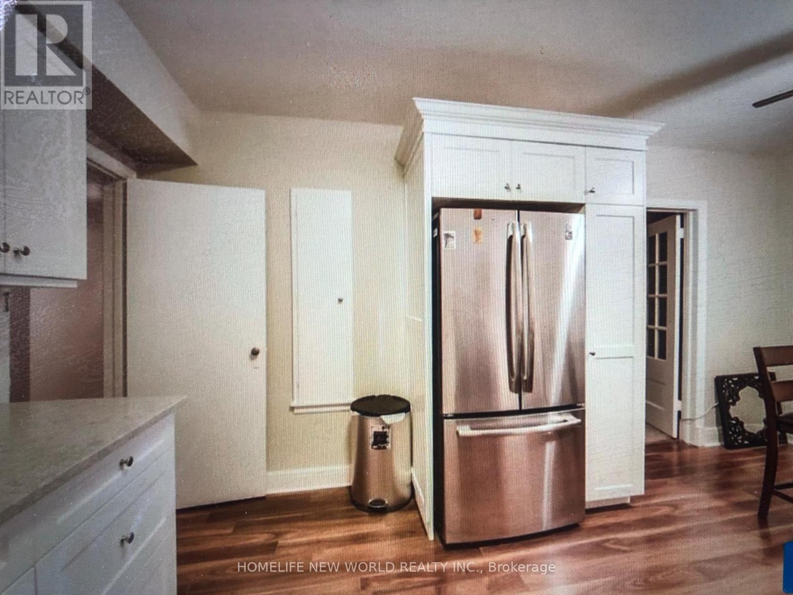 4 - 1217 Avenue Road, Toronto, Ontario  M5N 2G5 - Photo 2 - C12596246