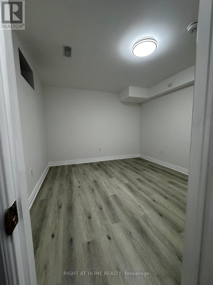 Bsmt - 32 Auckland Drive E, Whitby, Ontario  L1P 0G6 - Photo 11 - E12596290