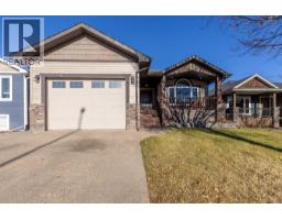 706 Northridge Avenue, Picture Butte, Ca