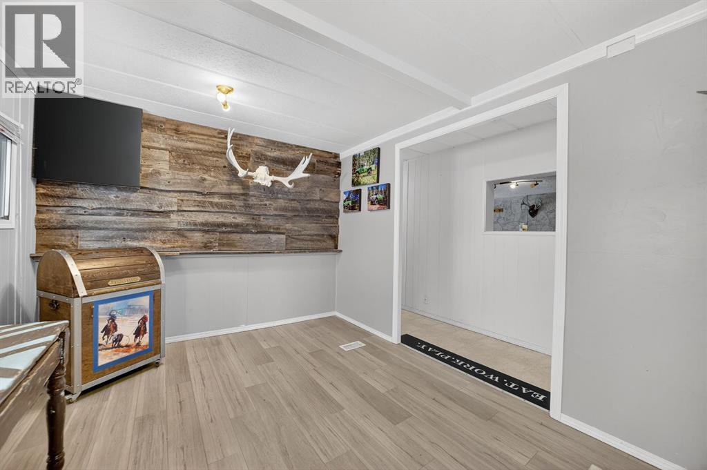220 5 Street Nw, Sundre, Alberta  T0M 1X0 - Photo 12 - A2272348