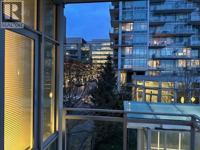 203 200 Nelson's Crescent, New Westminster, British Columbia  V3L 0H4 - Photo 5 - R3068957