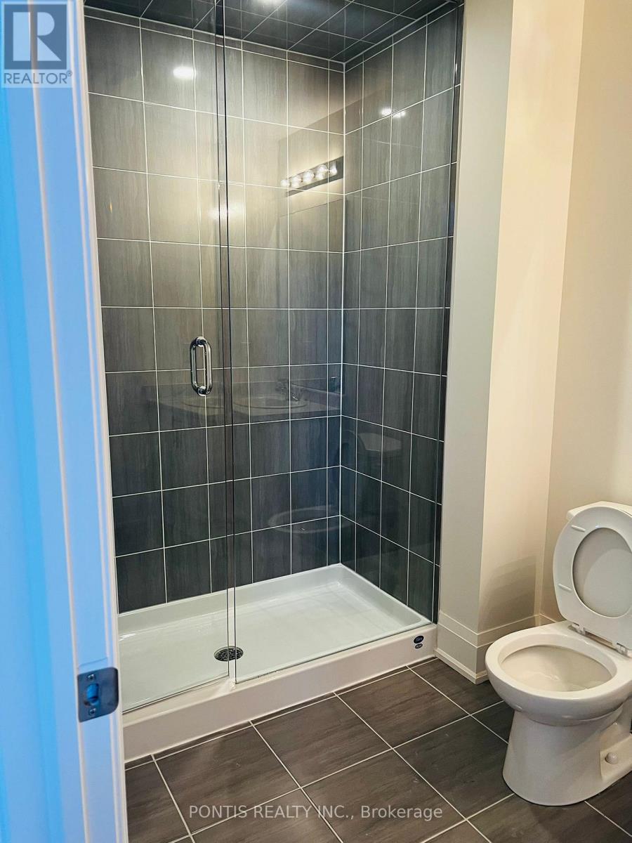 329 Woodgate Pines Drive, Vaughan, Ontario  L4H 3X5 - Photo 4 - N12596234