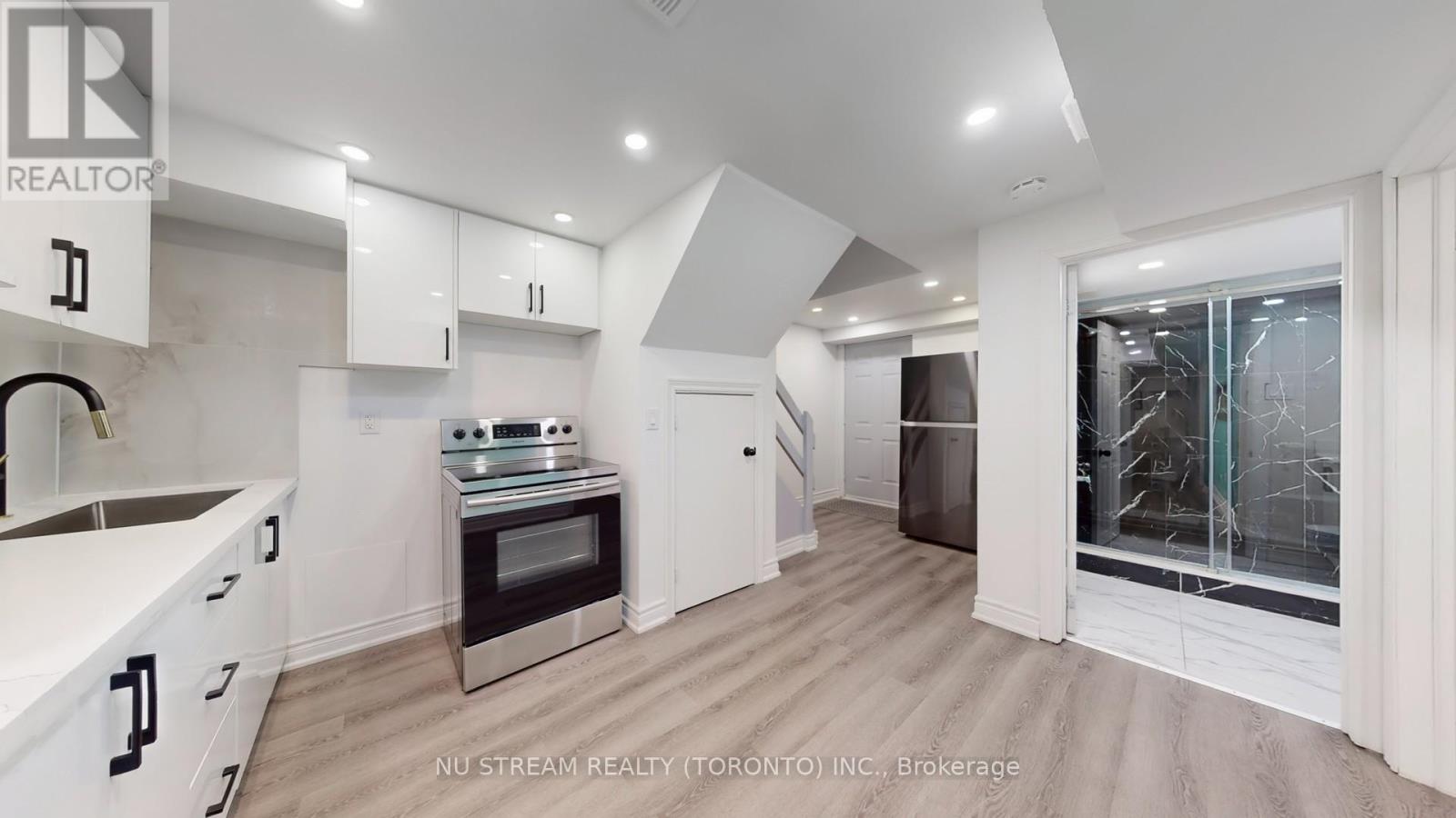 40 Bedale Crescent, Markham, Ontario  L3R 3N7 - Photo 25 - N12596270