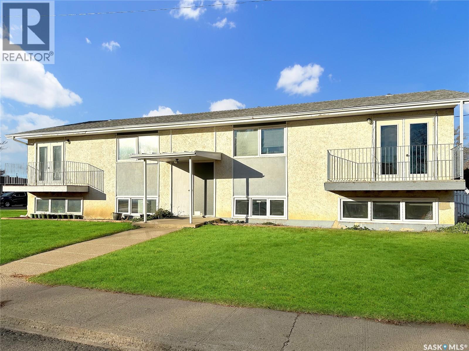 275 Central AVENUE S, Swift Current, Saskatchewan