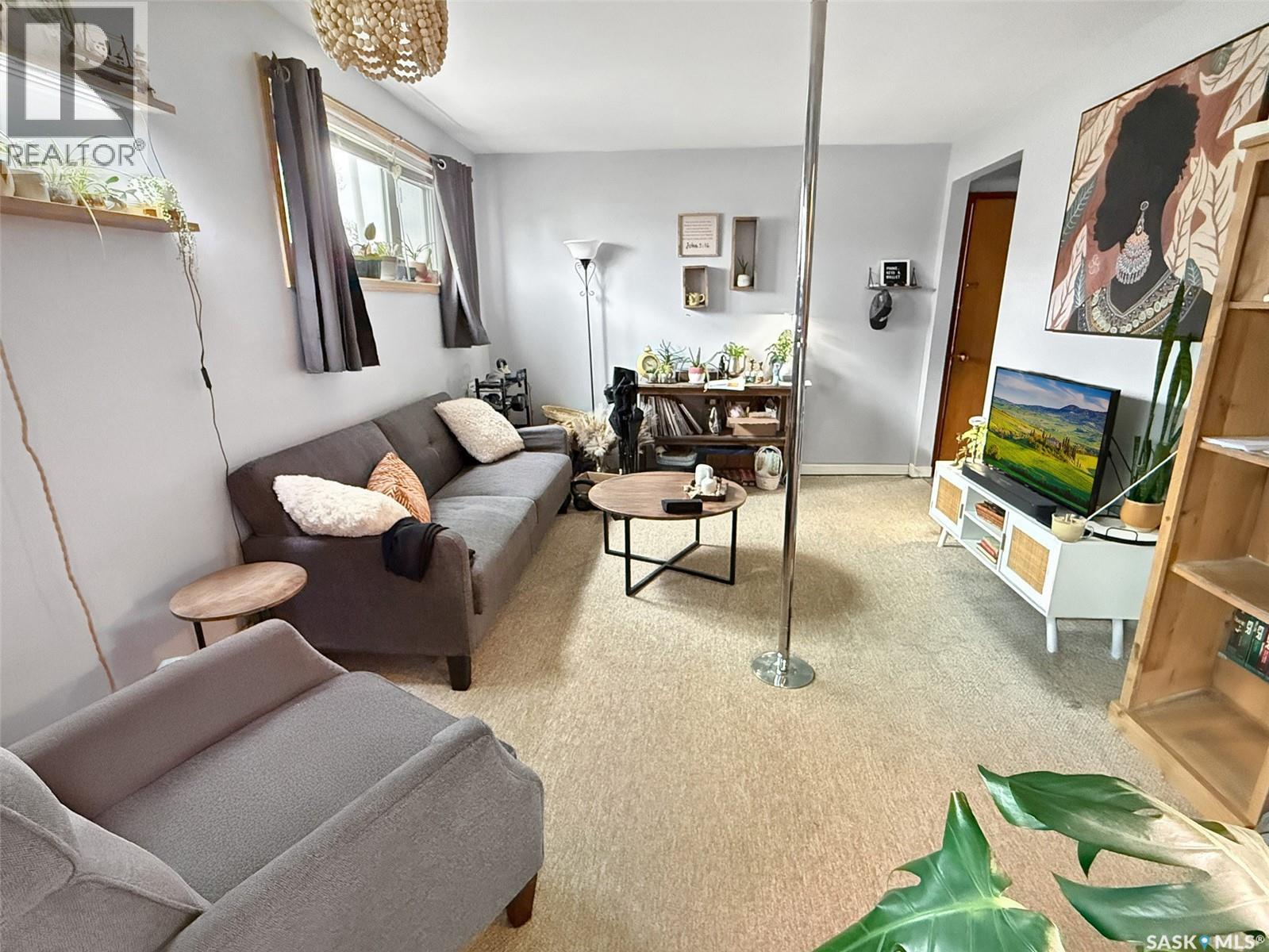 275 Central Avenue S, Swift Current, Saskatchewan  S9H 3G2 - Photo 11 - SK025123