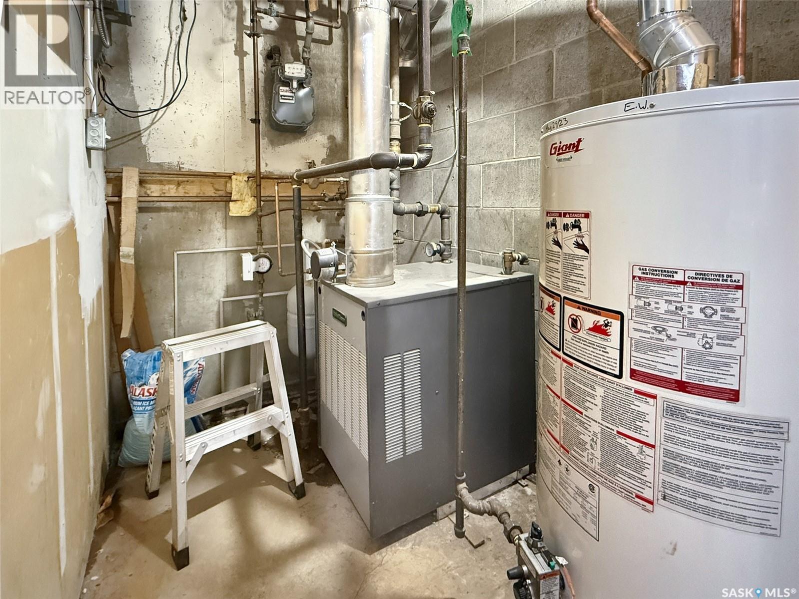 275 Central Avenue S, Swift Current, Saskatchewan  S9H 3G2 - Photo 17 - SK025123