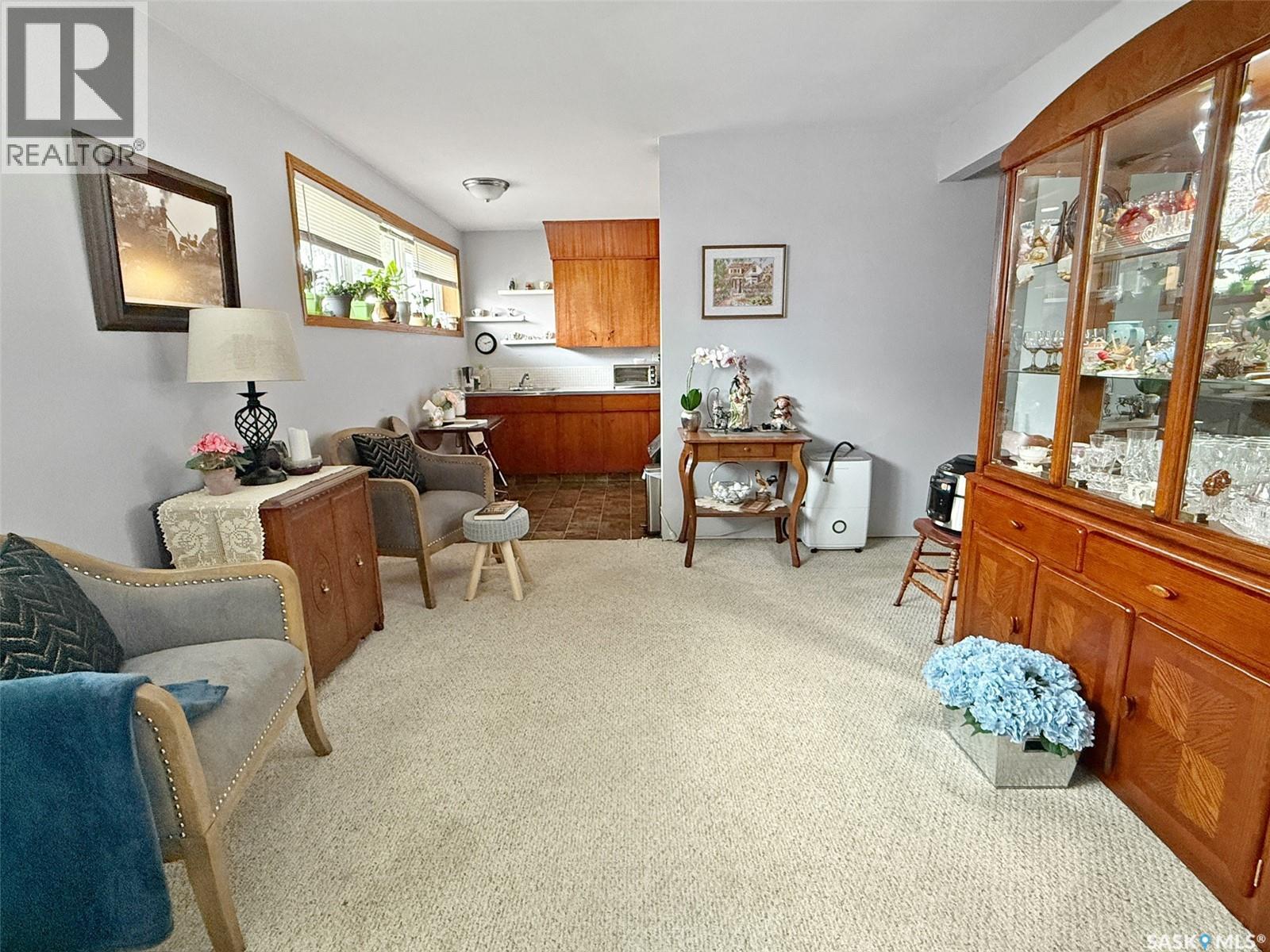 275 Central Avenue S, Swift Current, Saskatchewan  S9H 3G2 - Photo 5 - SK025123