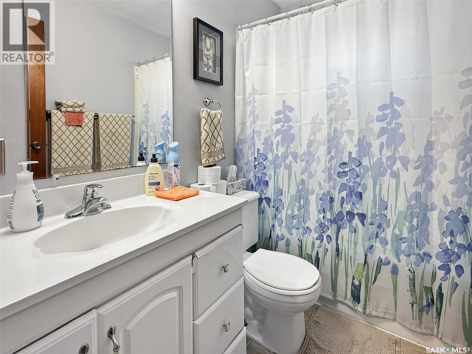 275 Central Avenue S, Swift Current, Saskatchewan  S9H 3G2 - Photo 8 - SK025123