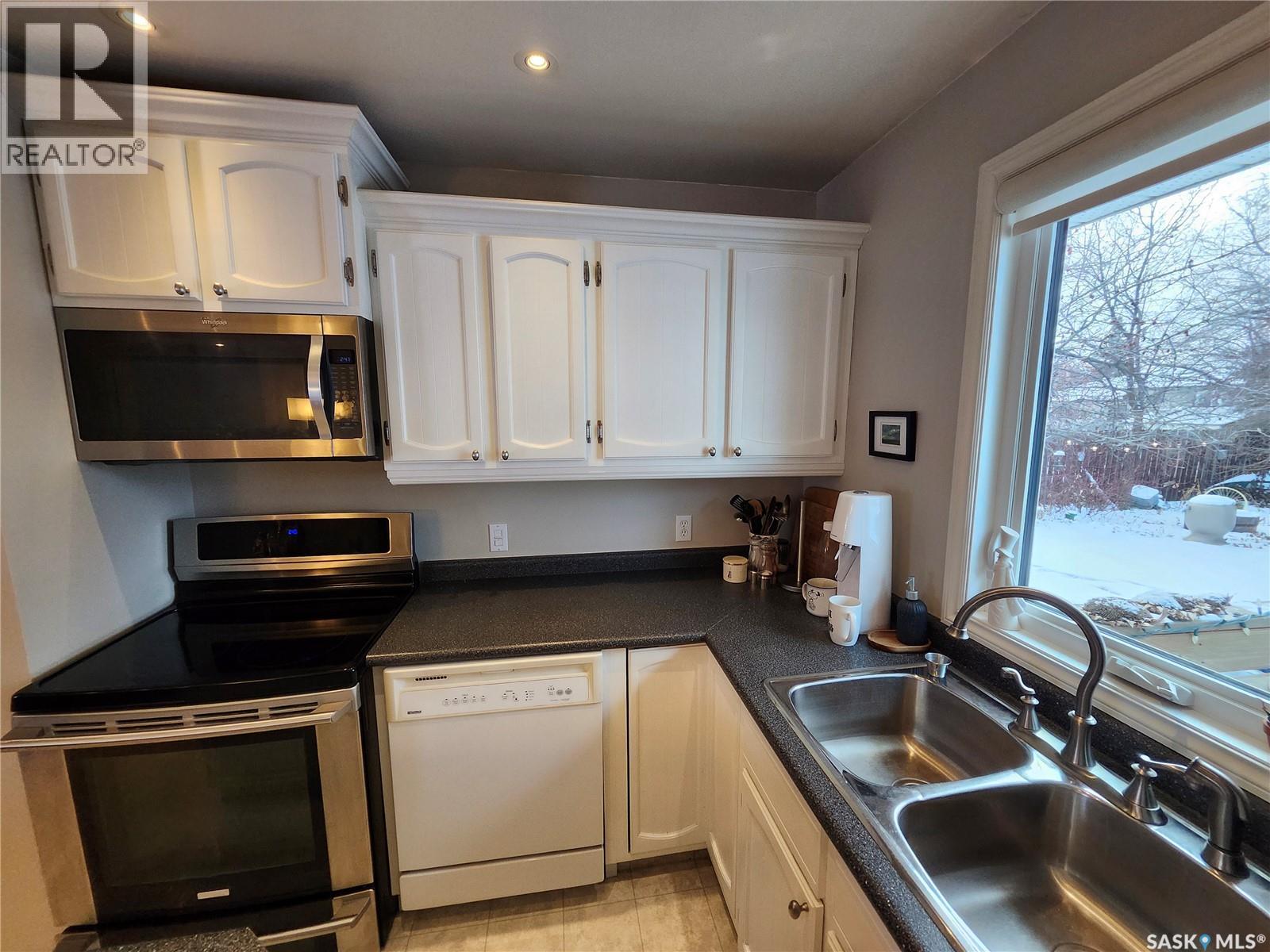 510 Dennis Street, Esterhazy, Saskatchewan  S0A 0X0 - Photo 11 - SK025117