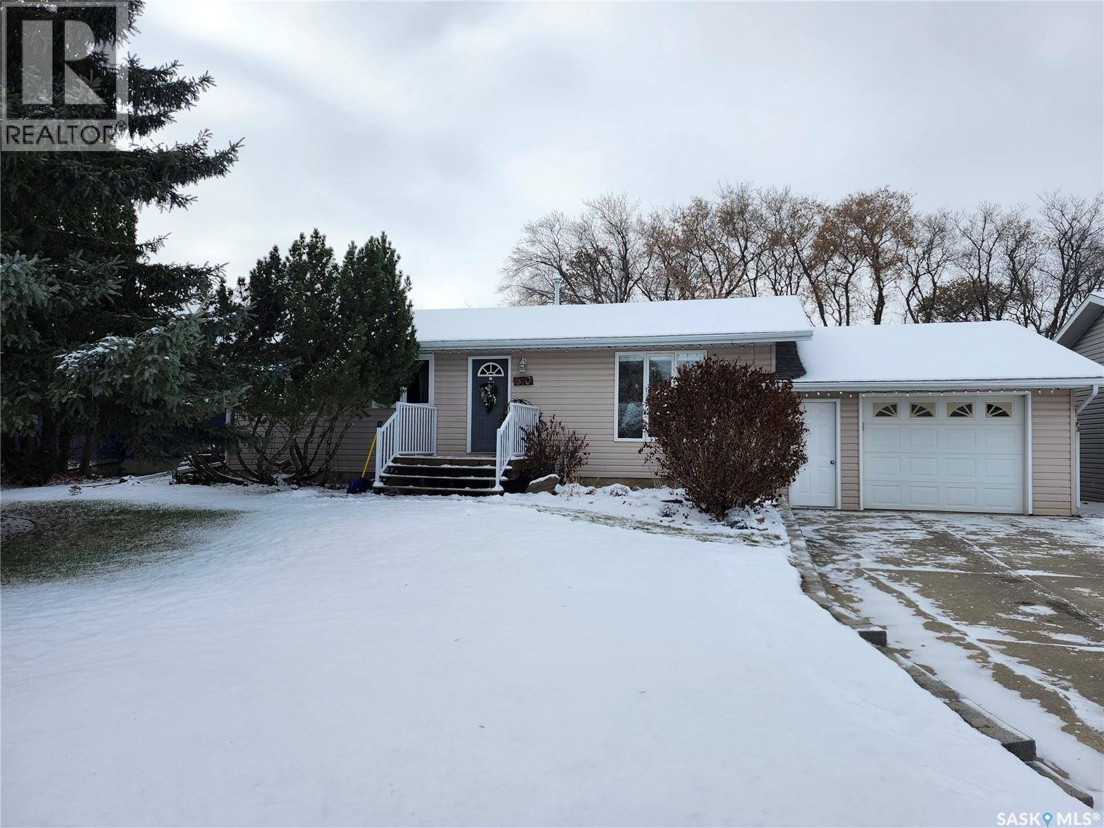 510 Dennis Street, Esterhazy, Saskatchewan  S0A 0X0 - Photo 29 - SK025117