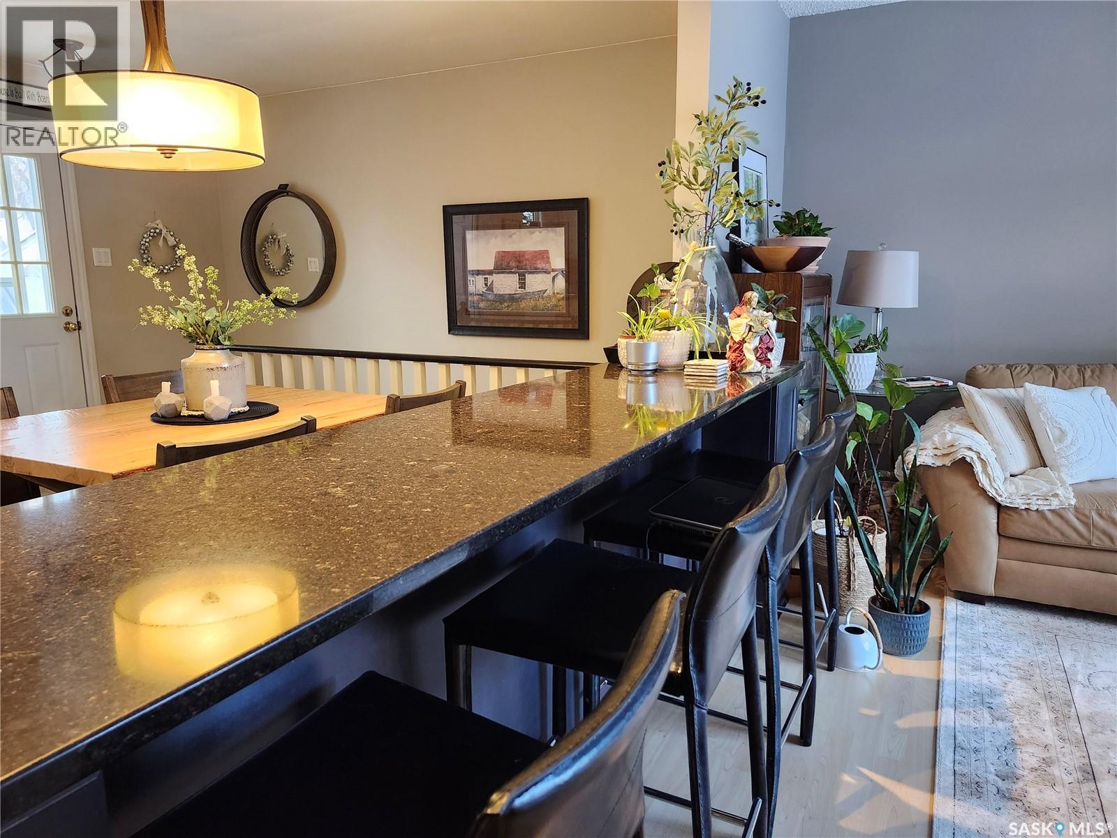 510 Dennis Street, Esterhazy, Saskatchewan  S0A 0X0 - Photo 5 - SK025117