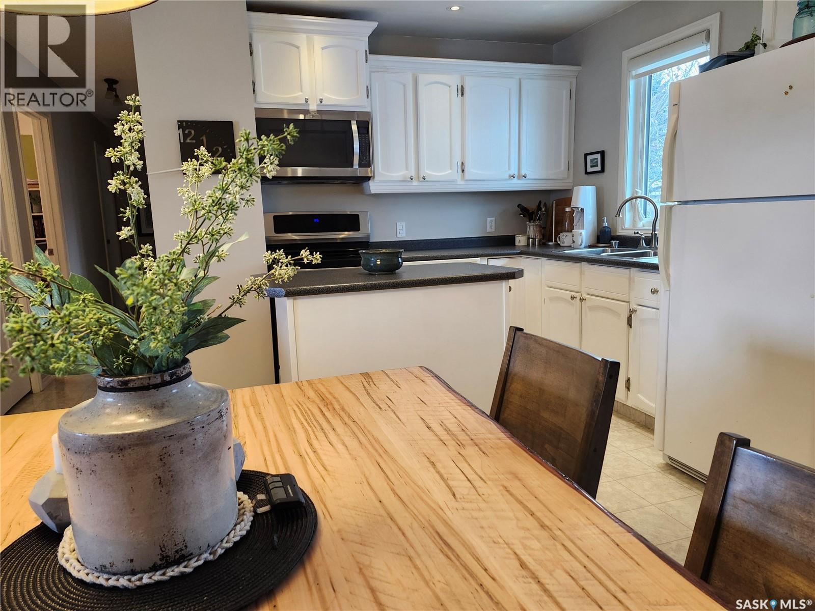 510 Dennis Street, Esterhazy, Saskatchewan  S0A 0X0 - Photo 9 - SK025117