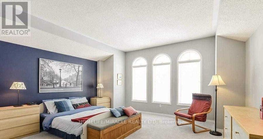 12 Willow Park Drive, Brampton, Ontario  L6R 2M9 - Photo 12 - W12596262