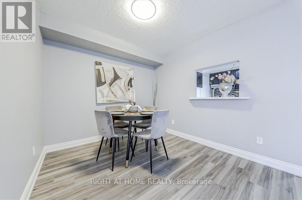 305 - 265 Enfield Place, Mississauga, Ontario  L5B 3Y6 - Photo 18 - W12596292