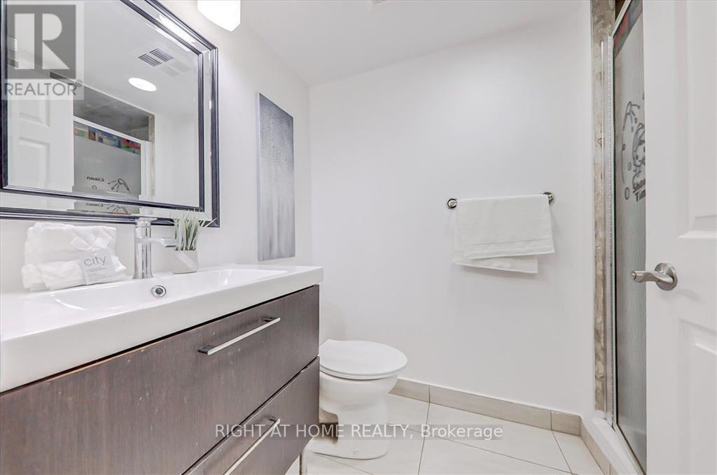 305 - 265 Enfield Place, Mississauga, Ontario  L5B 3Y6 - Photo 22 - W12596292