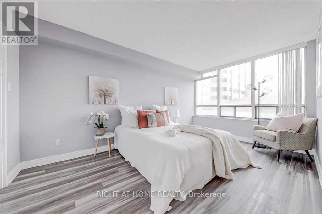 305 - 265 Enfield Place, Mississauga, Ontario  L5B 3Y6 - Photo 23 - W12596292