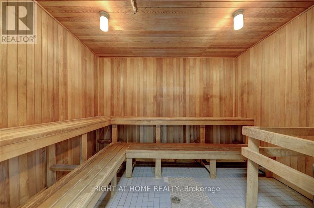 305 - 265 Enfield Place, Mississauga, Ontario  L5B 3Y6 - Photo 31 - W12596292