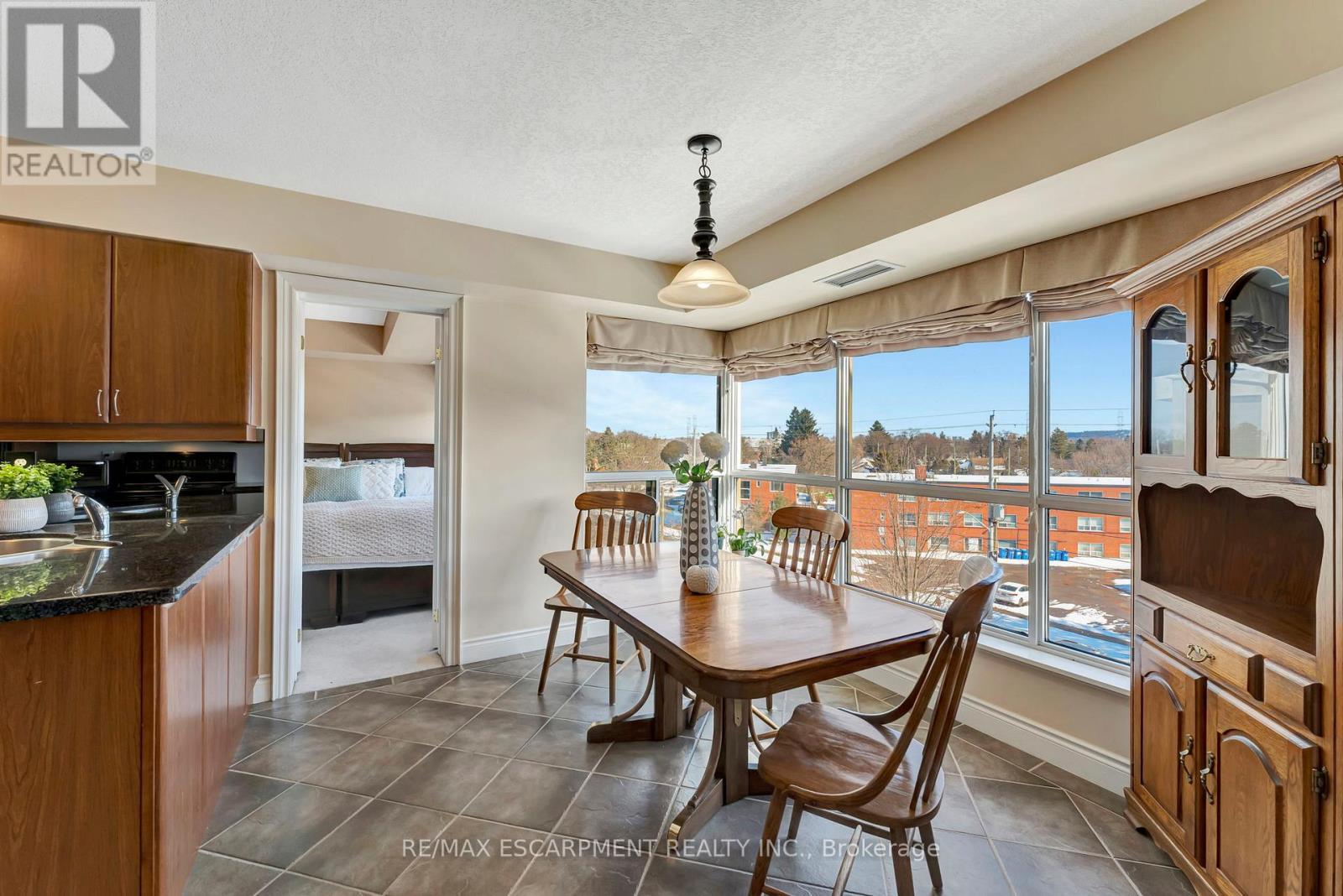 506 - 1770 Main Street W, Hamilton, Ontario L8S 1H1 - Photo 9 - X12596258