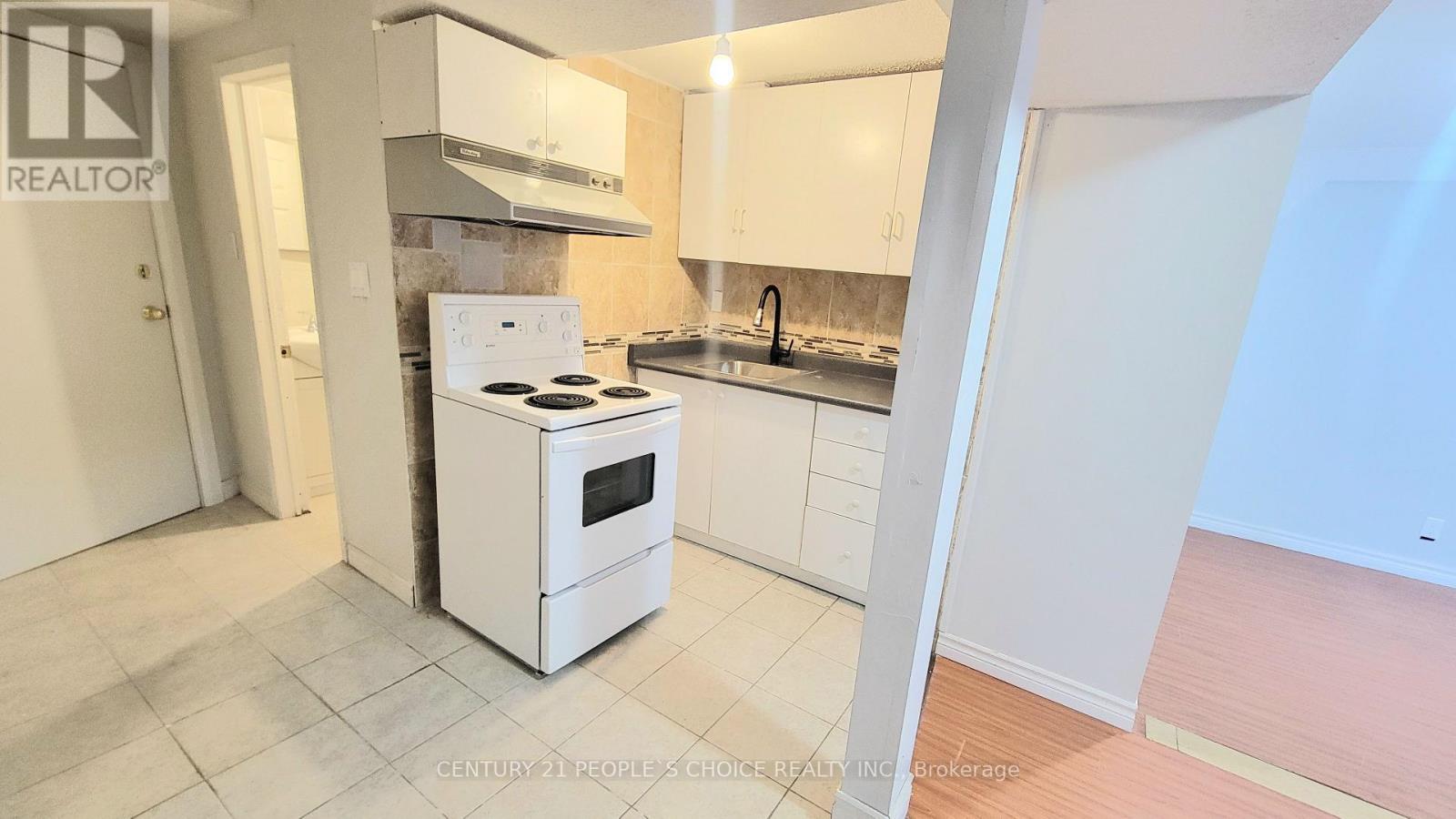 Basement - 23 Bruce Beer Drive, Brampton, Ontario L6V 2W7 - Photo 9 - W12588942