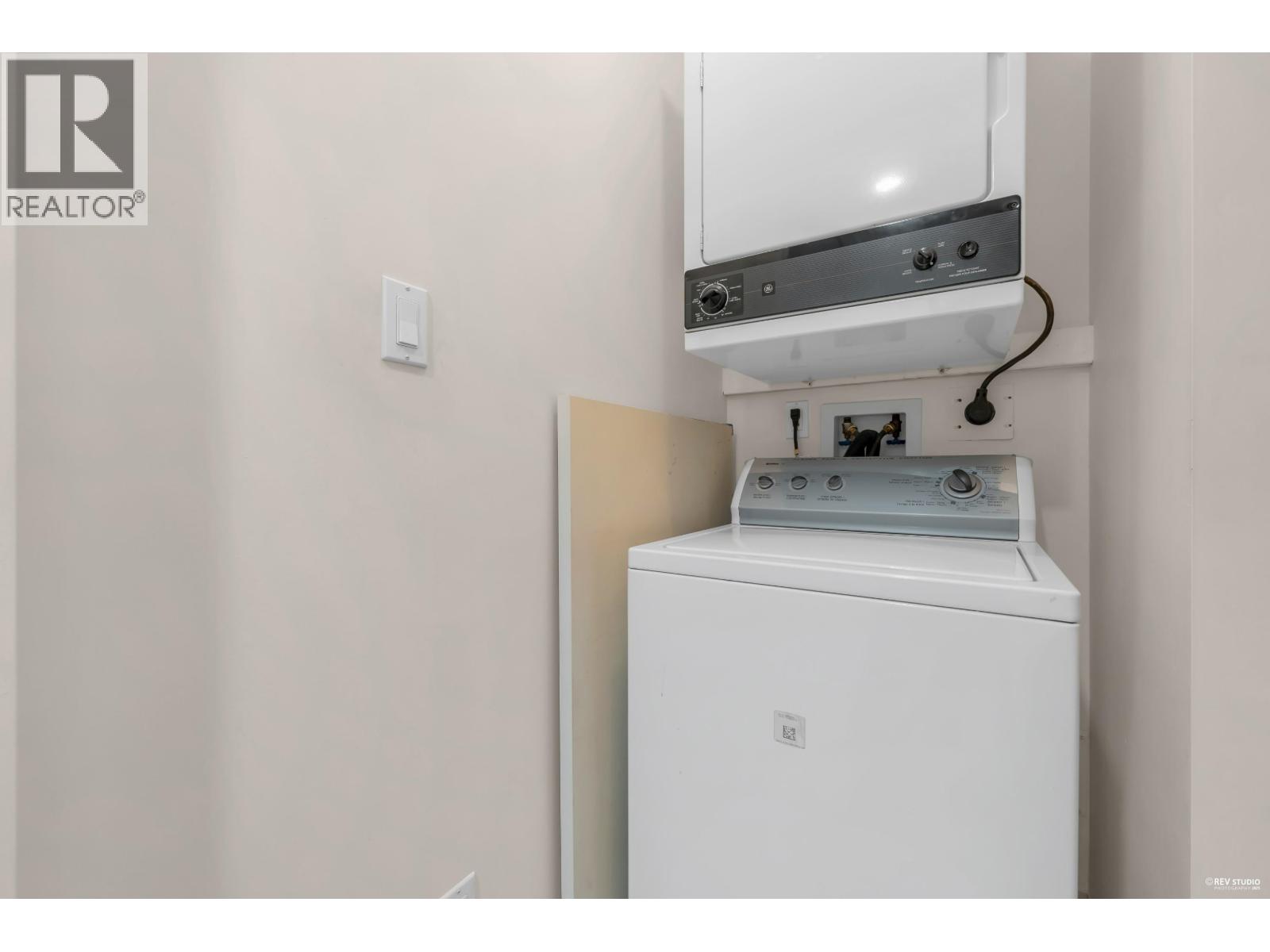 303 8660 Jones Road, Richmond, British Columbia V6Y 1L8 - Photo 18 - R3071747