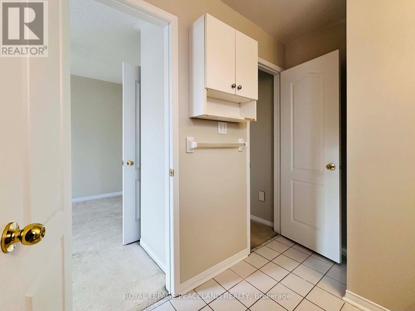 3851 Foxborough Trail, Mississauga, Ontario  L5N 7W3 - Photo 15 - W12592936