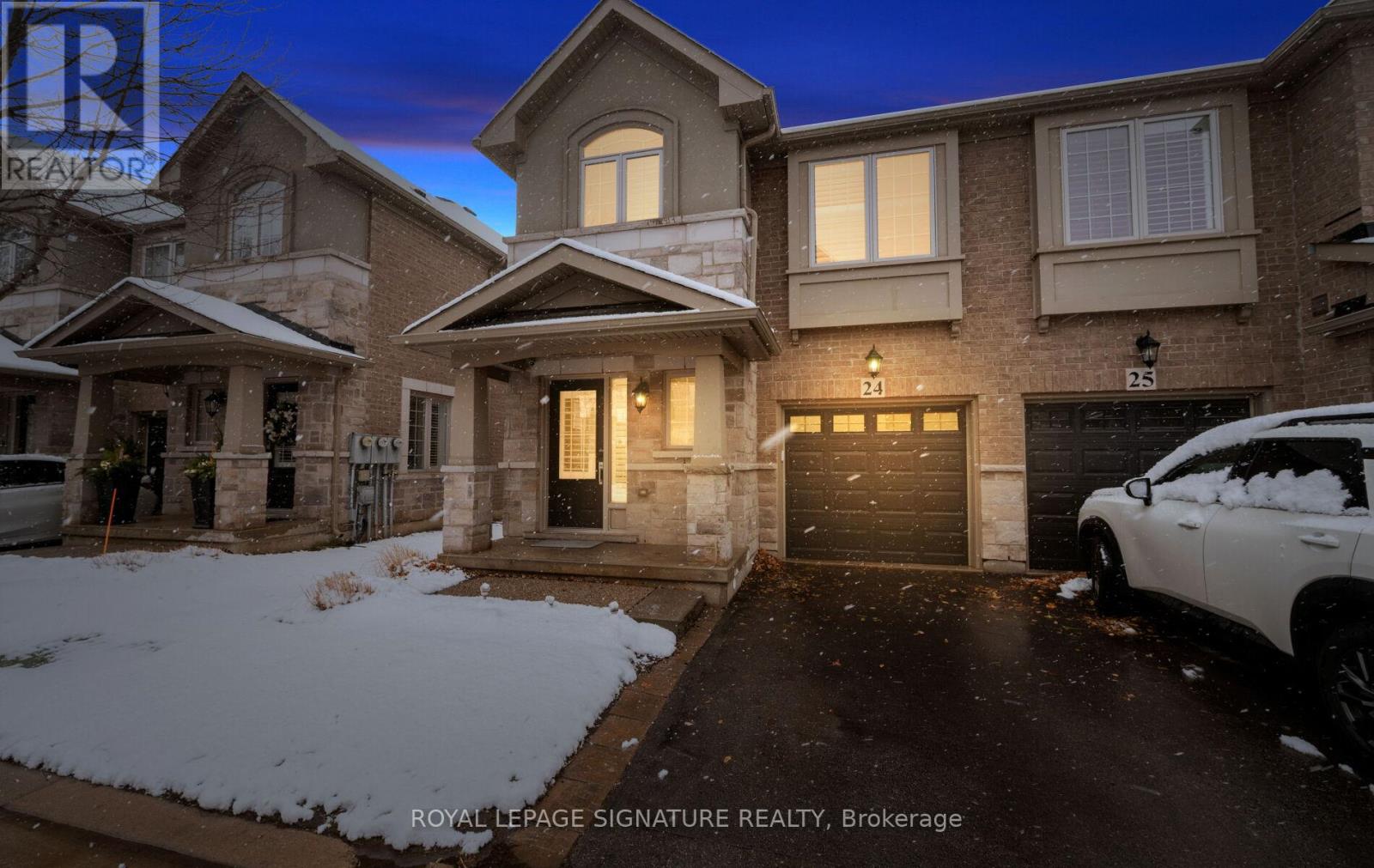 24 - 2086 Ghent Avenue, Burlington, Ontario  L7R 1Y3 - Photo 2 - W12596314