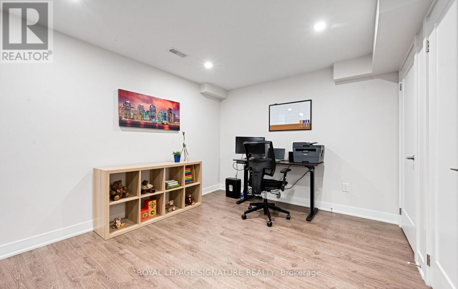 24 - 2086 Ghent Avenue, Burlington, Ontario  L7R 1Y3 - Photo 31 - W12596314