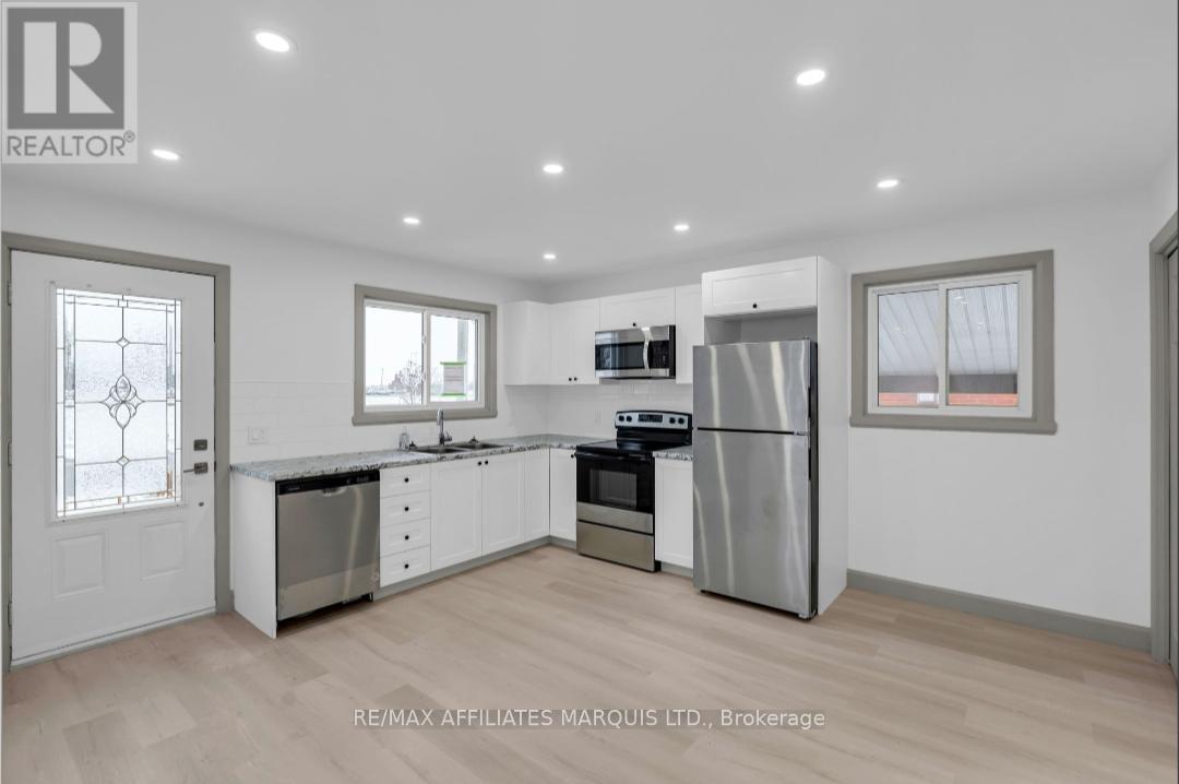 814 Alice Street, Cornwall, Ontario  K6H 4S6 - Photo 4 - X12596330