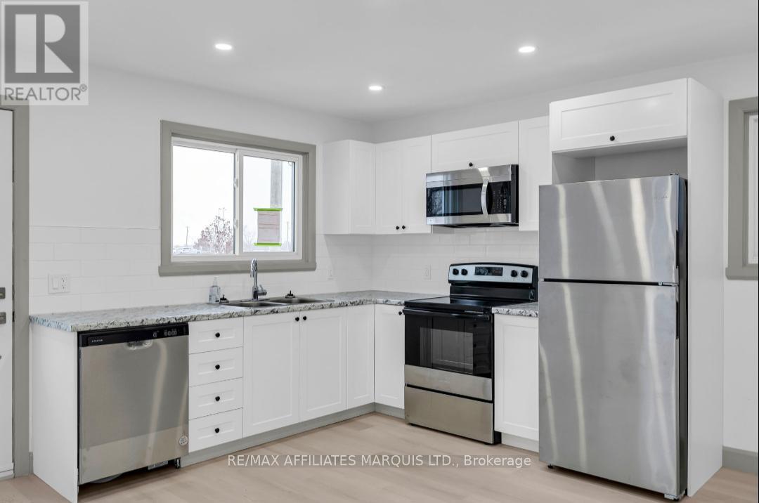 814 Alice Street, Cornwall, Ontario  K6H 4S6 - Photo 5 - X12596330