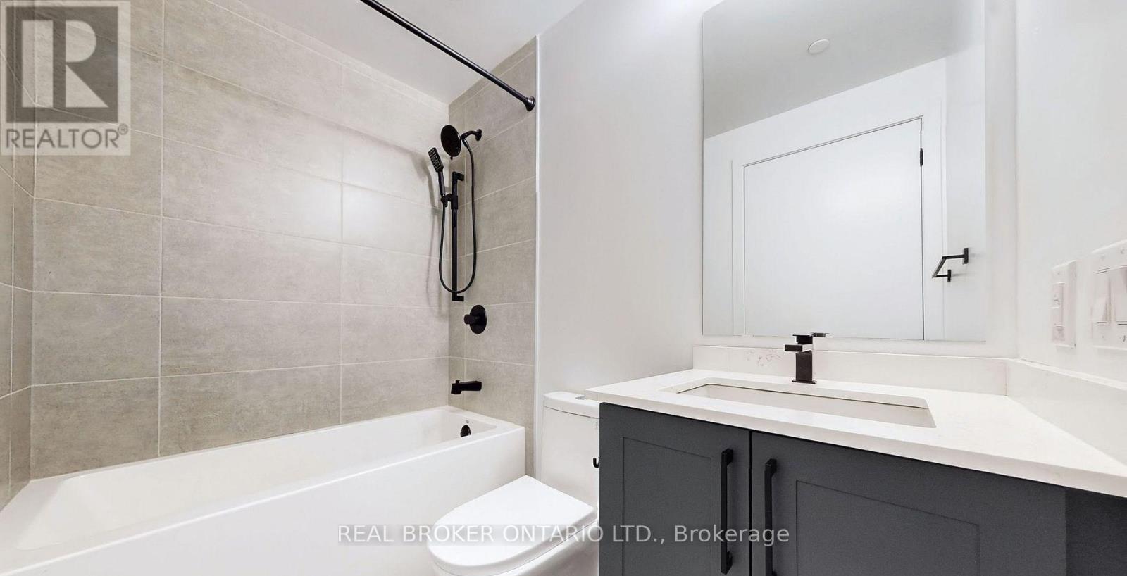 647 - 2450 Old Bronte Road, Oakville, Ontario L6M 5P6 - Photo 6 - W12596288