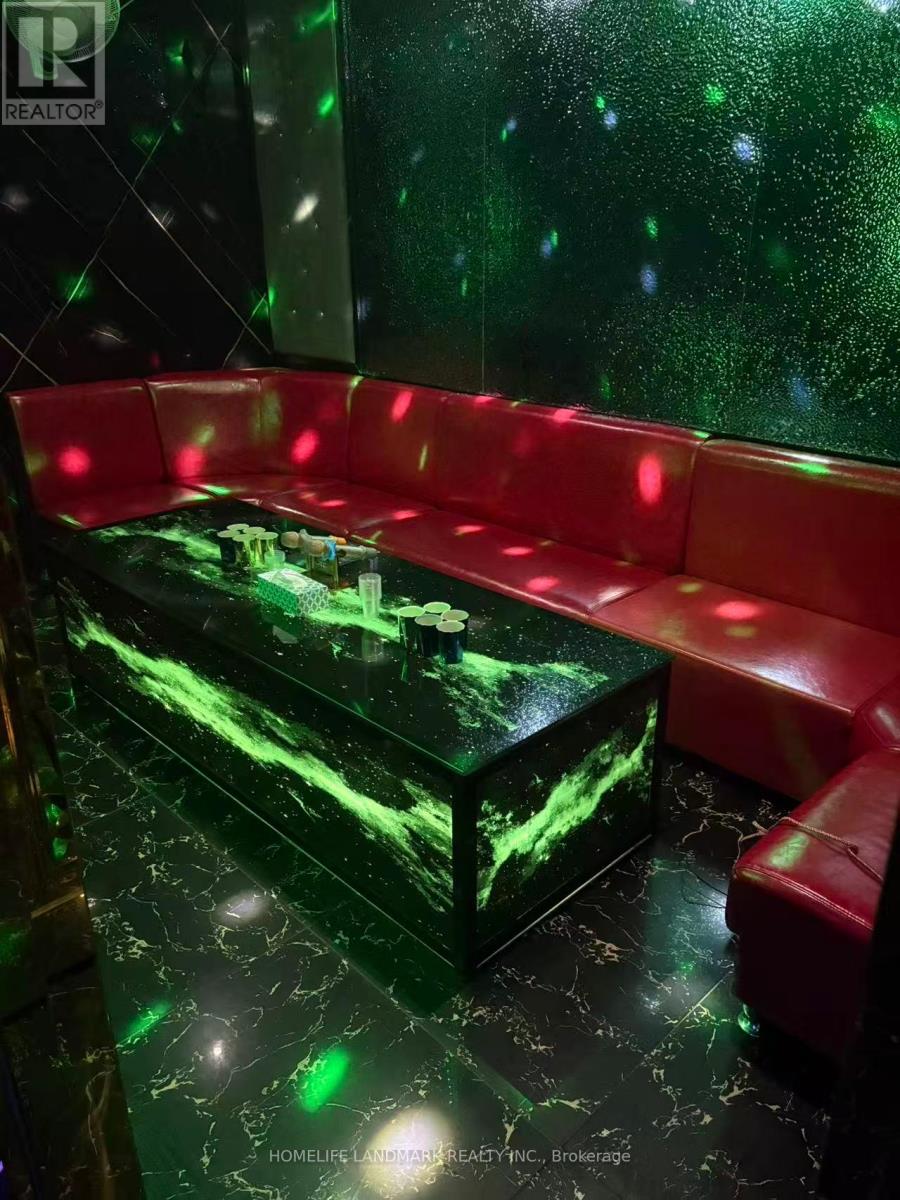 689 Oxford St W, London North, Ontario  N6H 1V1 - Photo 10 - X12596216