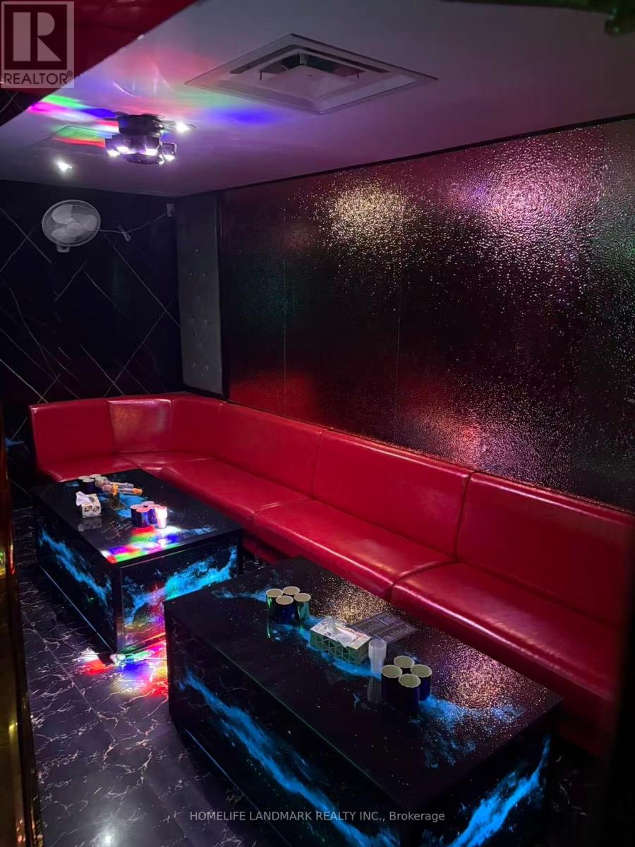 689 Oxford St W, London North, Ontario  N6H 1V1 - Photo 9 - X12596216