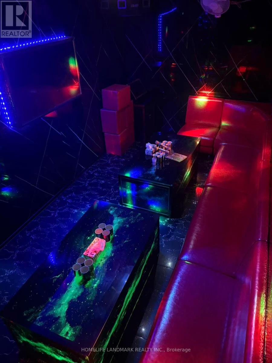 689 Oxford St W, London North, Ontario  N6H 1V1 - Photo 7 - X12596216