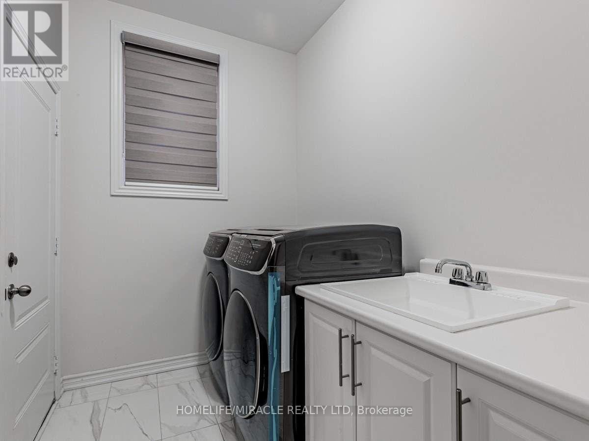 1957 Don White Court, Oshawa, Ontario  L1K 1A1 - Photo 14 - E12560836