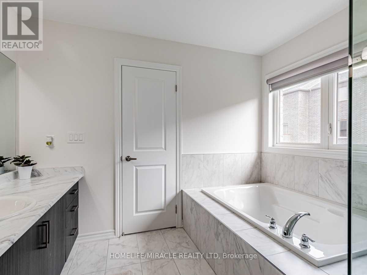 1957 Don White Court, Oshawa, Ontario  L1K 1A1 - Photo 20 - E12560836