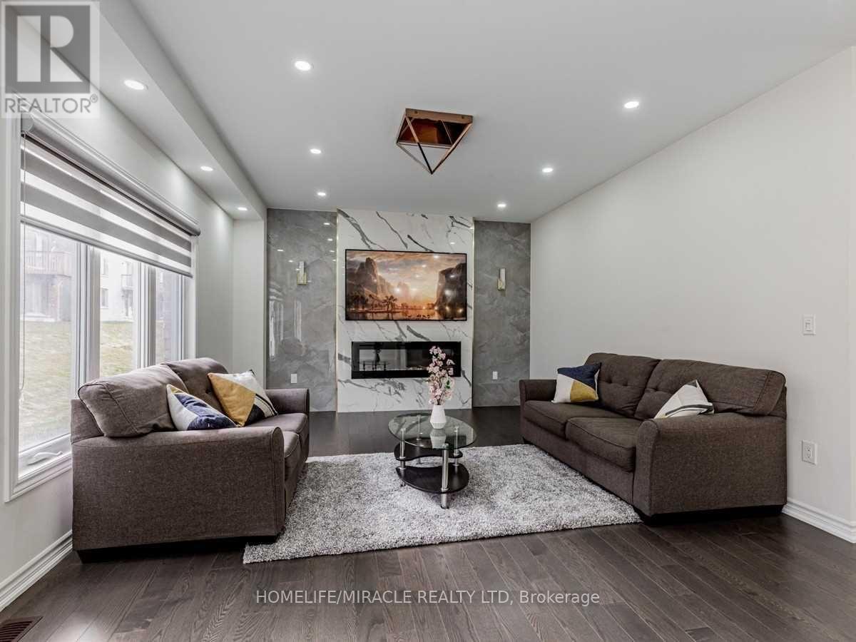 1957 Don White Court, Oshawa, Ontario  L1K 1A1 - Photo 12 - E12560836