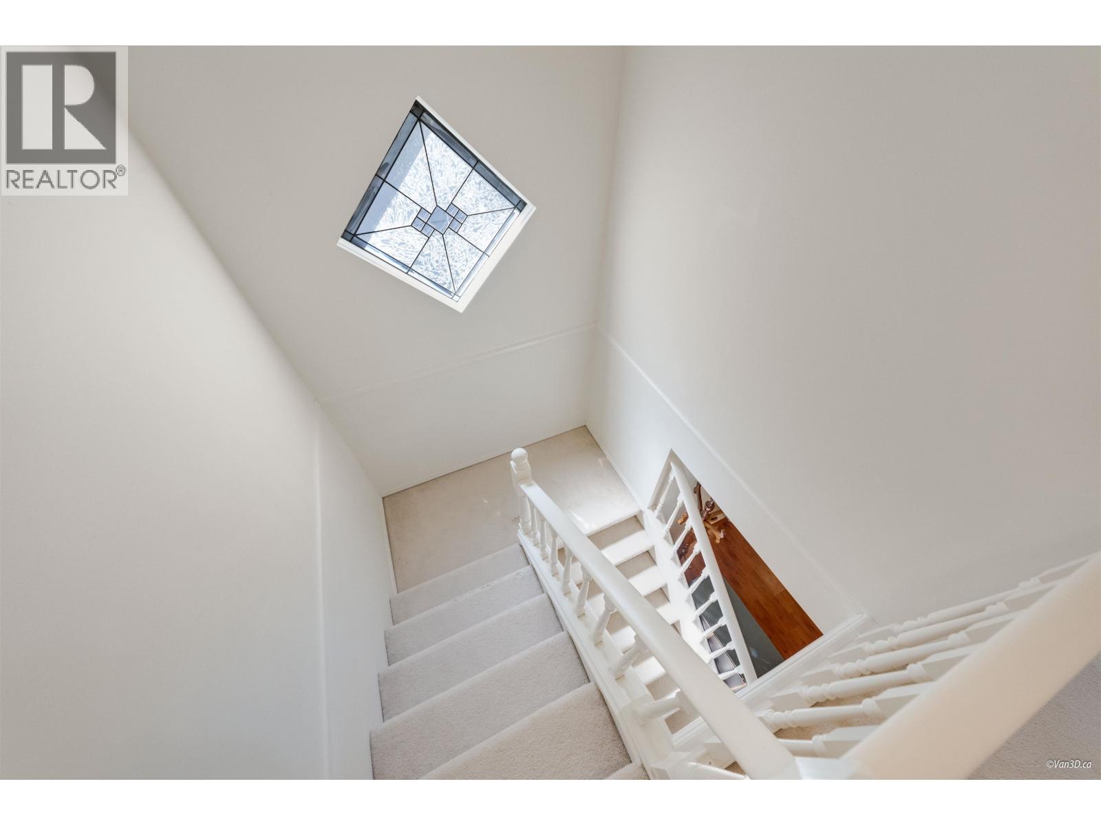 8366 Dayton Court, Richmond, British Columbia  V6Y 3H6 - Photo 19 - R3071518