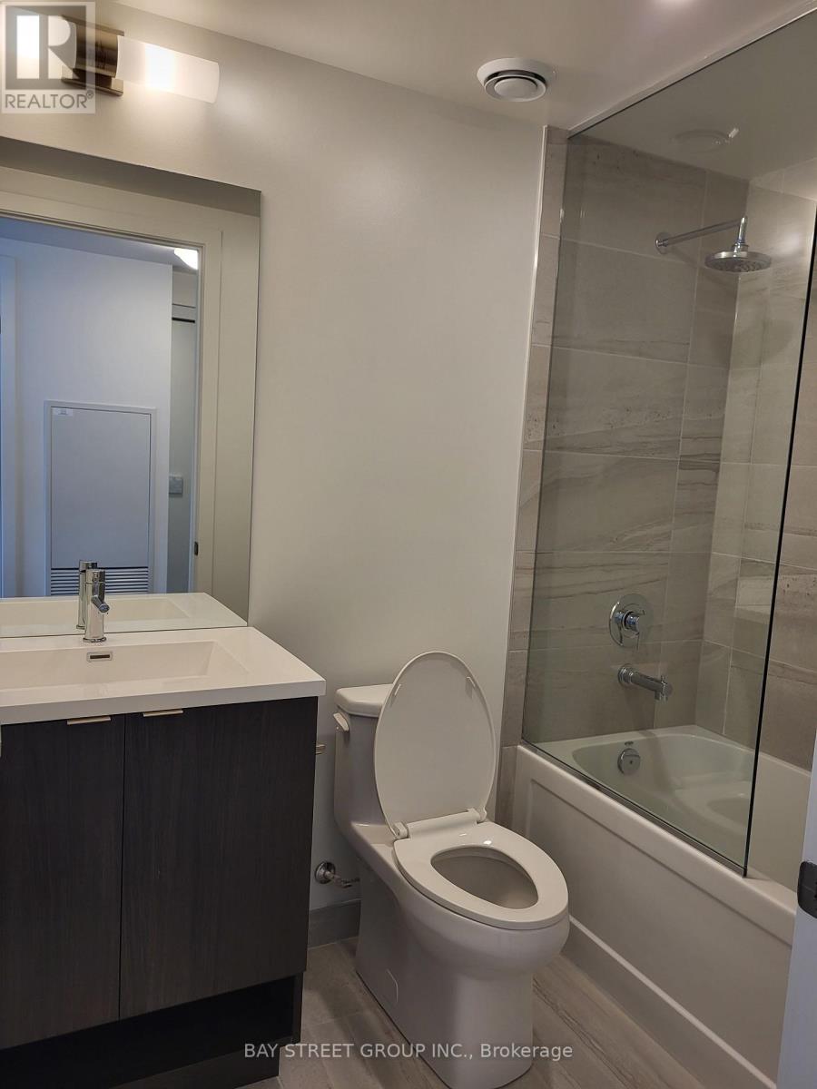 4615 - 138 Downes Street, Toronto, Ontario  M5E 0E4 - Photo 12 - C12596344