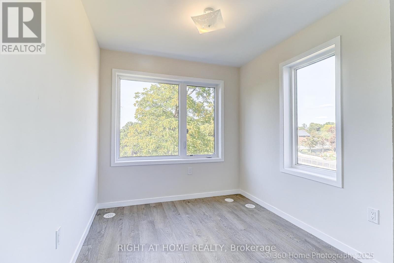 28 - 200 Alex Gardner Circle, Aurora, Ontario  L4G 3G5 - Photo 16 - N12596334