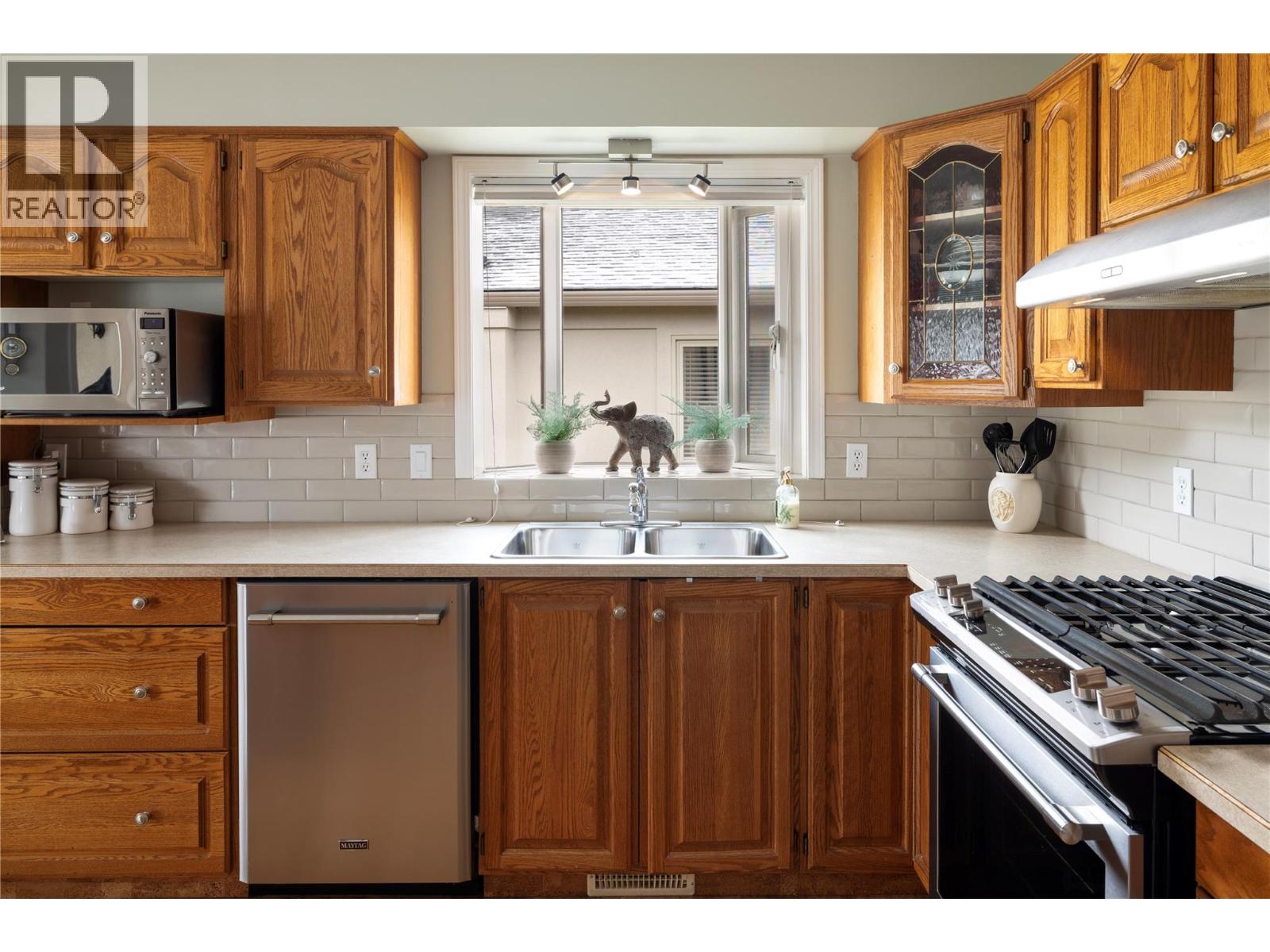 595 Yates Road Unit# 61, Kelowna, British Columbia  V1V 1P8 - Photo 4 - 10370189