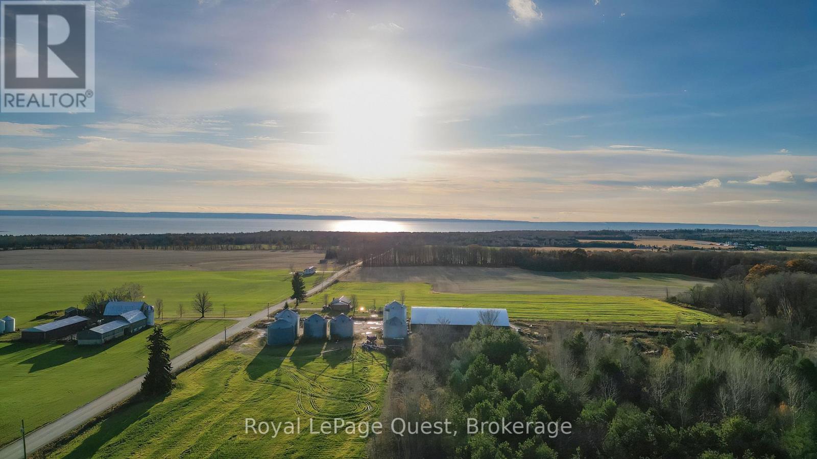 160 14 Concession W, Tiny, Ontario  L9M 0N3 - Photo 2 - S12542102