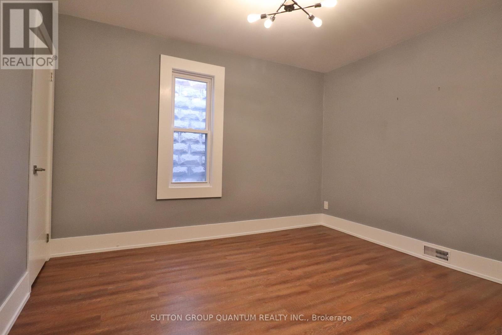 Main - 803 Lansdowne Avenue, Toronto, Ontario  M6H 3Z1 - Photo 20 - W12596346