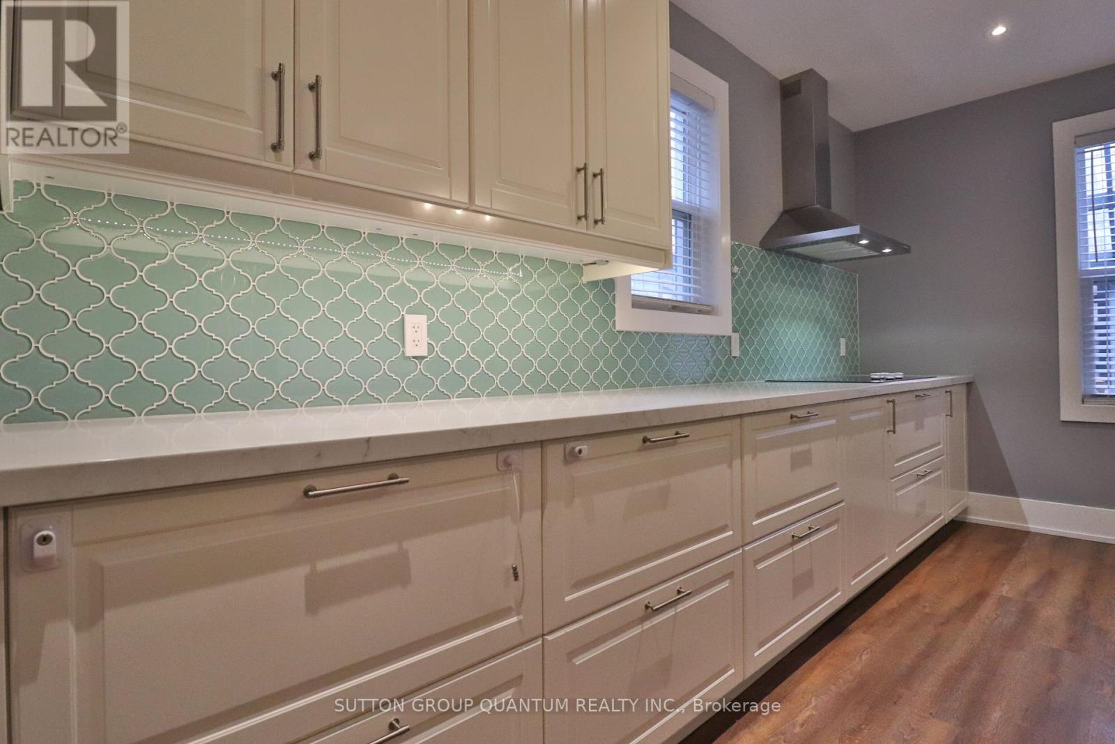 Main - 803 Lansdowne Avenue, Toronto, Ontario  M6H 3Z1 - Photo 8 - W12596346