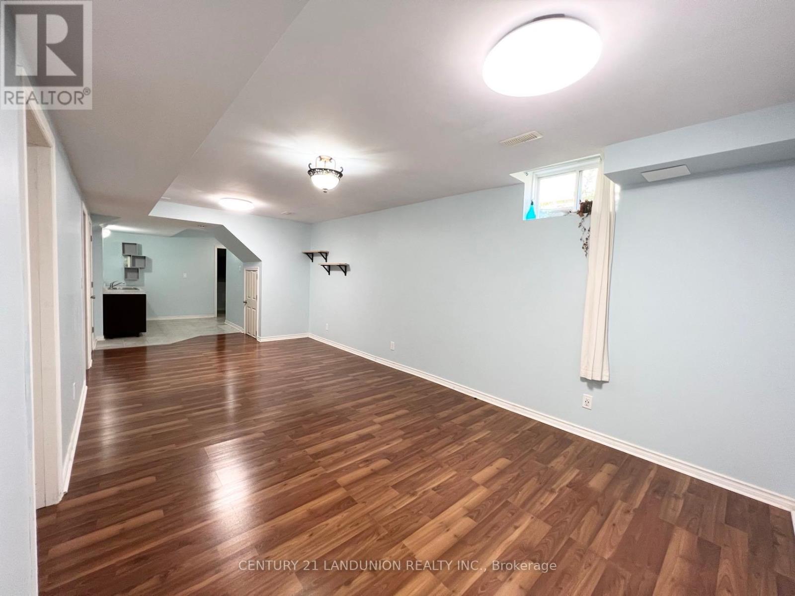 281 Winterberry Boulevard, Thorold, Ontario  L2V 5E5 - Photo 26 - X12596336